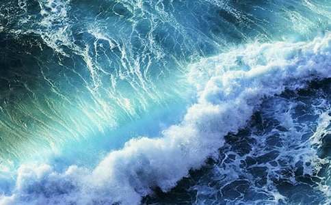 大班教案《浪花》