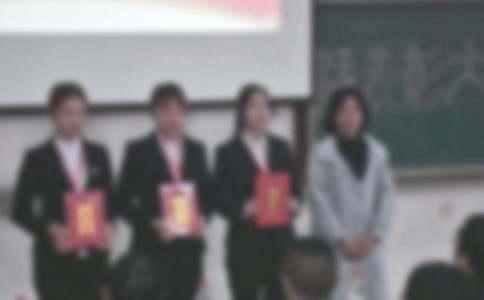 优秀员工表彰大会发言稿优秀