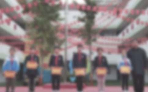 ���б��þ��ʽ�����