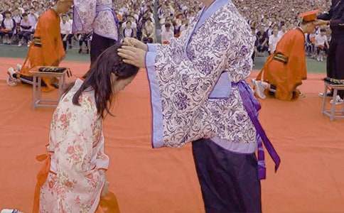 ������У��������