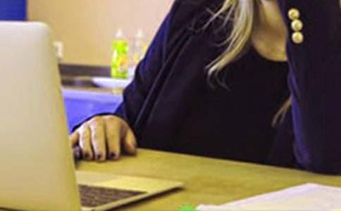 ף�������µĸ�λ����ף����