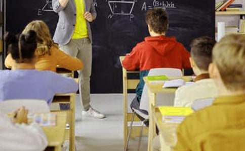 纪律教育年讲话稿