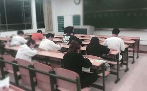 д������ף����