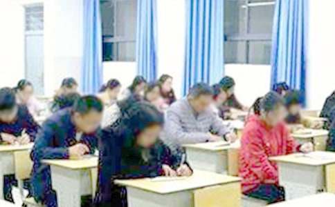 ���Զ�Ա�ὲ����