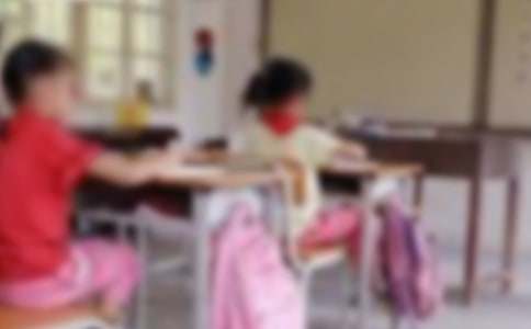 �ذ����ض�ͯ�����飨����2ƪ��