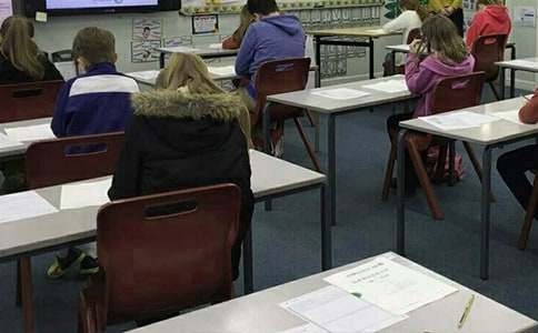 ��ĩ���Զ�Ա�ᷢ�Ը壨��ѡ15ƪ��