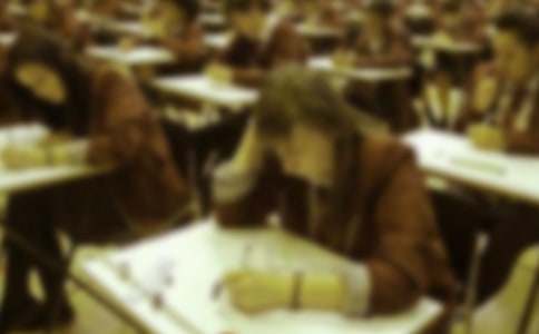 ��ĩ���ԵĽ�ʦ���Ը�