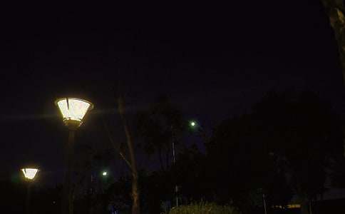 2025年简单的唯美的晚安问候语语录集锦39句