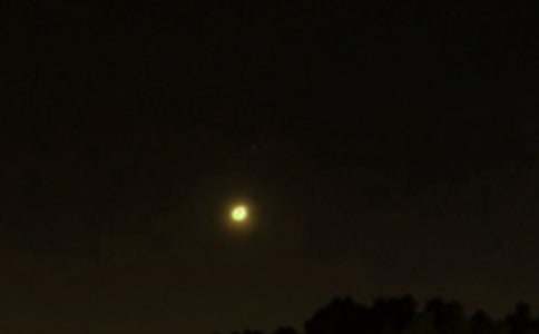 简洁的温暖的晚安心语语录集锦77条