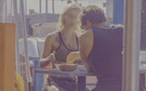 ���׻����